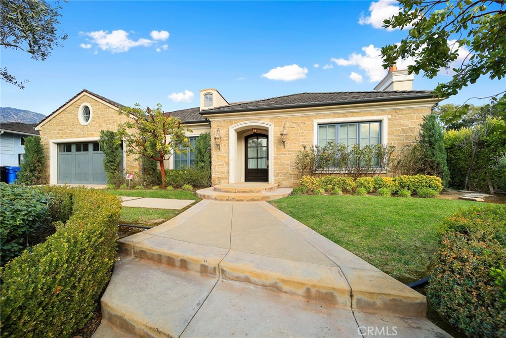 Properties 2 1716 Alta Oaks Drive