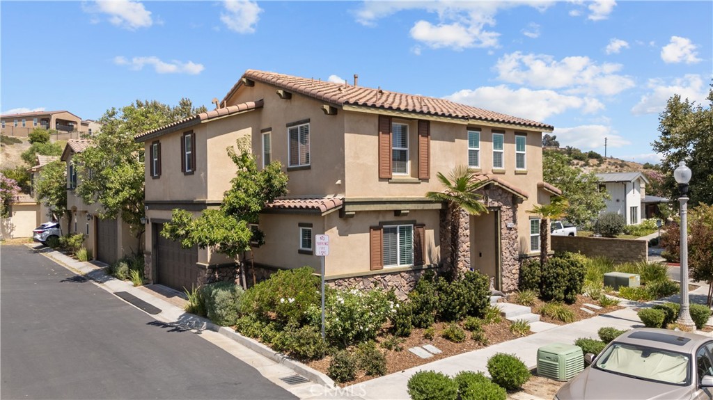 27450 Cardinal Court