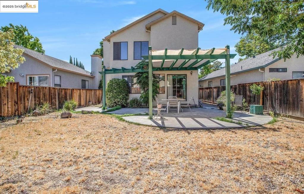 DEER CREEK - Residential Lease