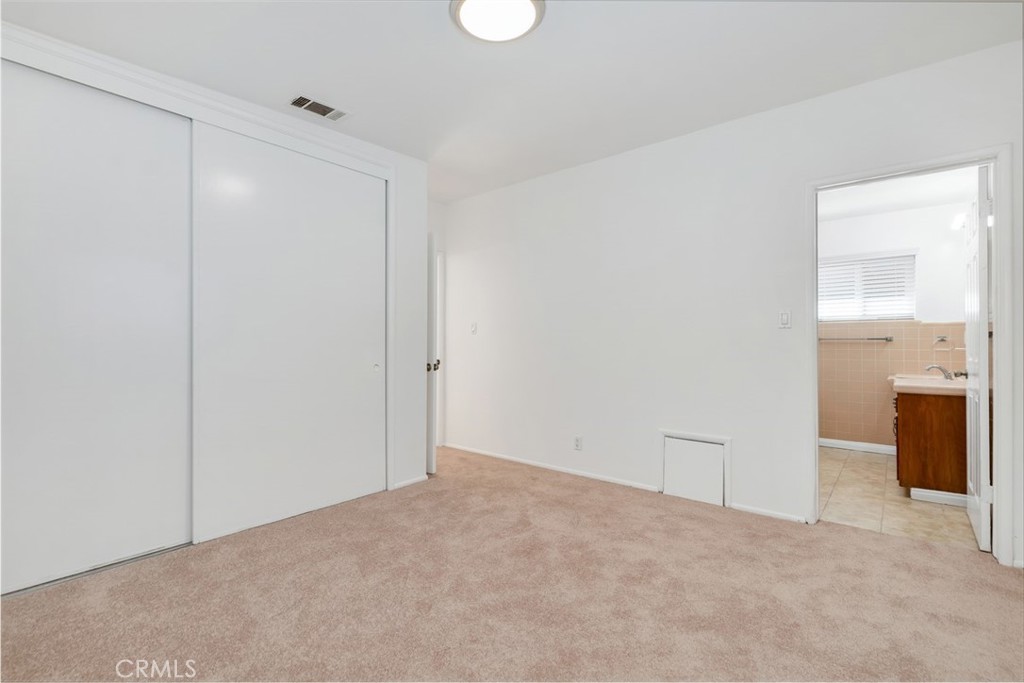 Circle (CA) - Residential