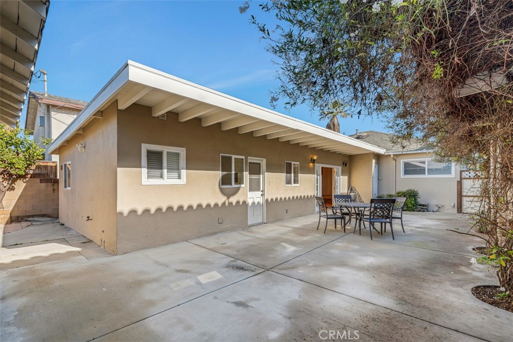 Circle (CA) - Residential