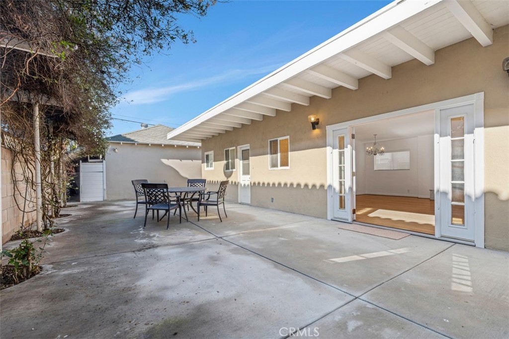 Circle (CA) - Residential