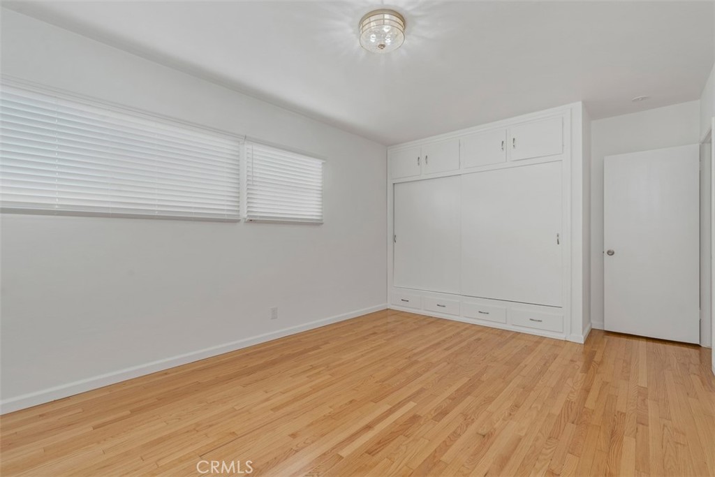 Circle (CA) - Residential