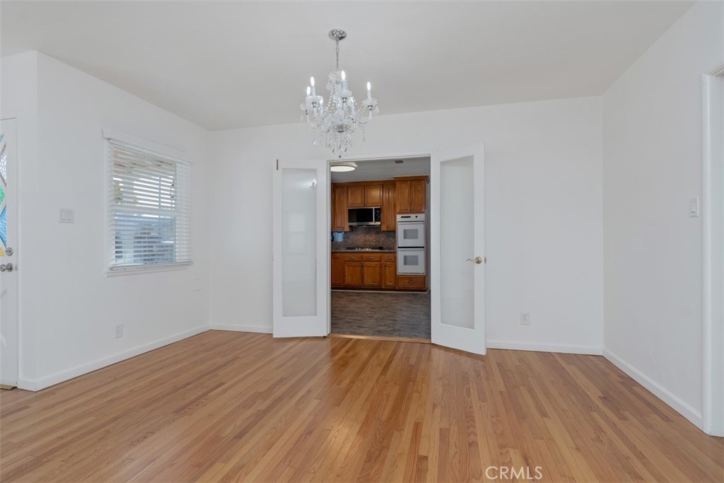 Circle (CA) - Residential