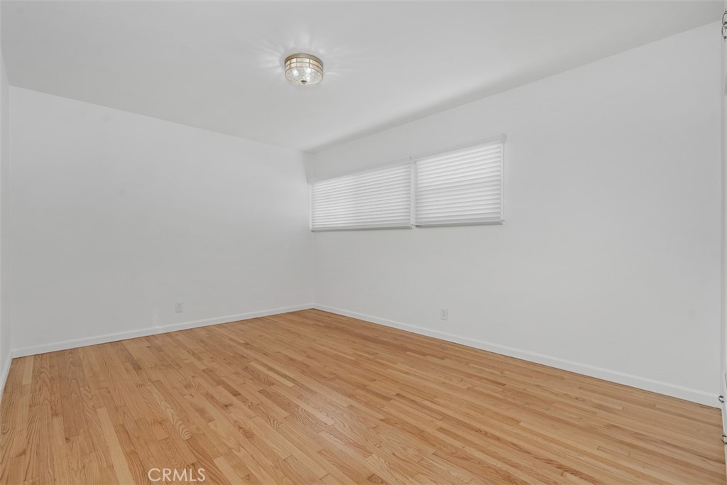 Circle (CA) - Residential