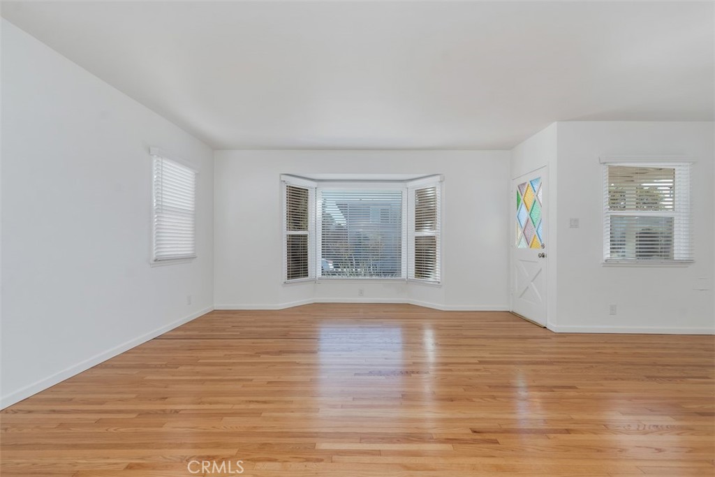 Circle (CA) - Residential