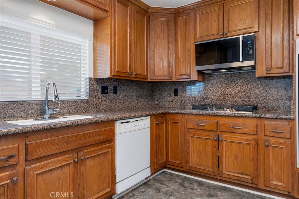 Circle (CA) - Residential