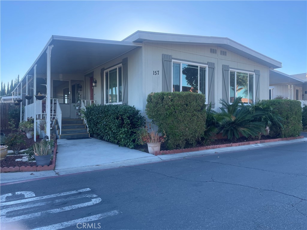 300 N Rampart 157