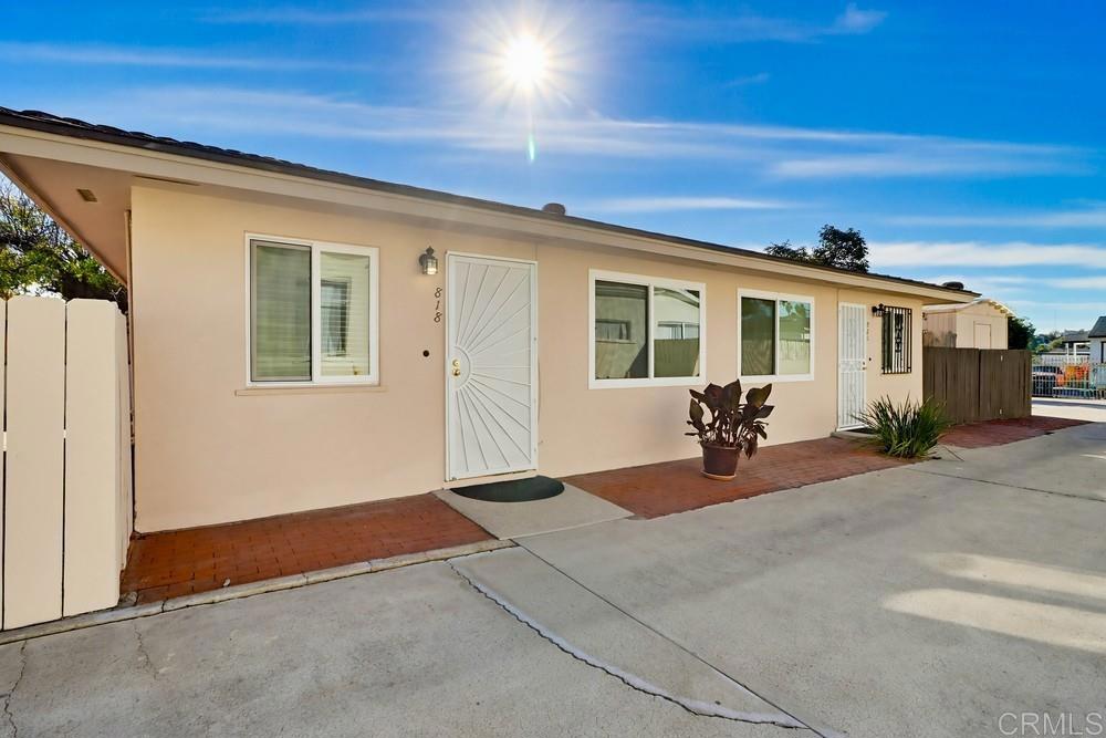 818 820 San Pasqual Street