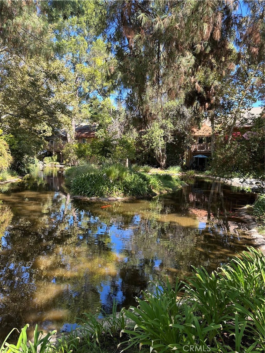 Photo of 7050 Shoup Ave, Canoga Park, CA 91303 (MLS # SR25240334)