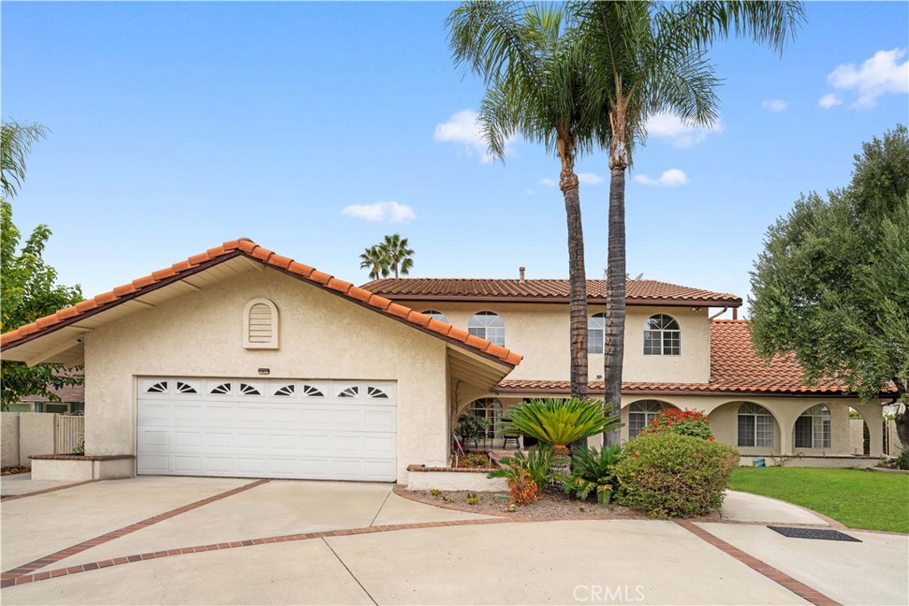 2177 W Silver Tree Road