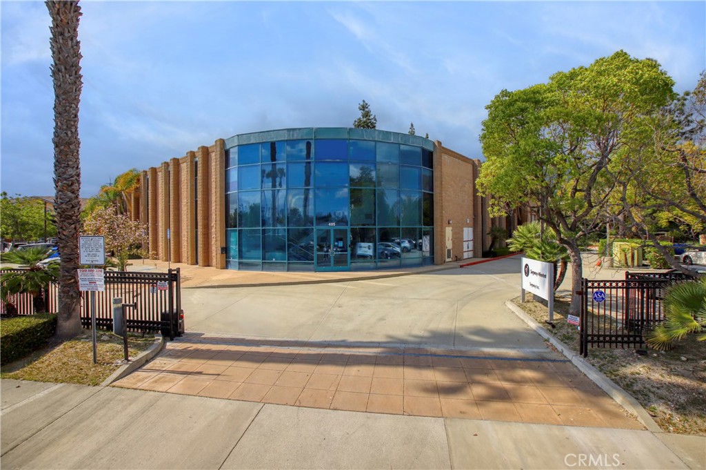 This freestanding corporate facility is ideally suited for an owner-user or company seeking a prestigious headquarters environment. Featuring a harmonious blend of office and R&D/warehouse space, the property delivers both functionality and exceptional image appeal. Designed with a striking architectural presence and a dramatic two-story atrium lobby, the building projects a modern and professional identity.
The property is strategically positioned near major freeways, abundant housing options, and a wide range of retail and dining amenities—making it an ideal choice for forward-thinking businesses seeking to enhance operational efficiency while projecting a strong corporate brand.
Key Highlights:
Approximately 18,000 SF of rentable building area
Well-balanced configuration: ±10,000 SF of dedicated office space and ±8,000 SF for warehouse/R&D use
Situated on ±41,382 SF of C4-zoned land
Built in 1999 and move-in ready
Signature two-story atrium lobby providing natural light and corporate appeal
Prominent building top and monument signage opportunities
Ample surface parking with a ratio of approximately 2.28 spaces per 1,000 SF
Excellent access to the Foothill (210) Freeway
Close proximity to executive and workforce housing, restaurants, medical, and shopping
This offering reflects a competitive rate providing exceptional value for a Class A facility in a prime Arcadia location.
This is an outstanding opportunity for companies aiming to elevate their operations with a distinguished address, strong visibility, and convenience in one of San Gabriel Valley’s most desirable business corridors.