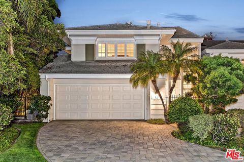 Photo of 12557 The Vista Vis, Los Angeles, CA 90049 (MLS # 26650405)