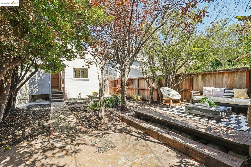 SOUTH BERKELEY - Residential