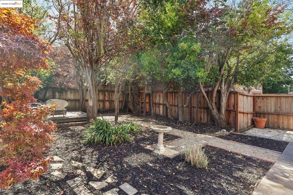 SOUTH BERKELEY - Residential