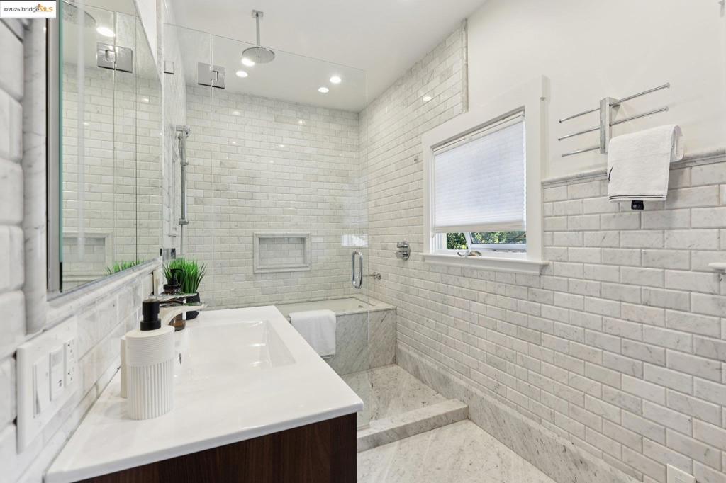 SOUTH BERKELEY - Residential