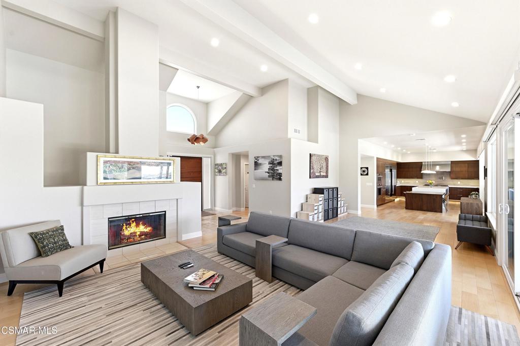 2103 Valleyfield Avenue