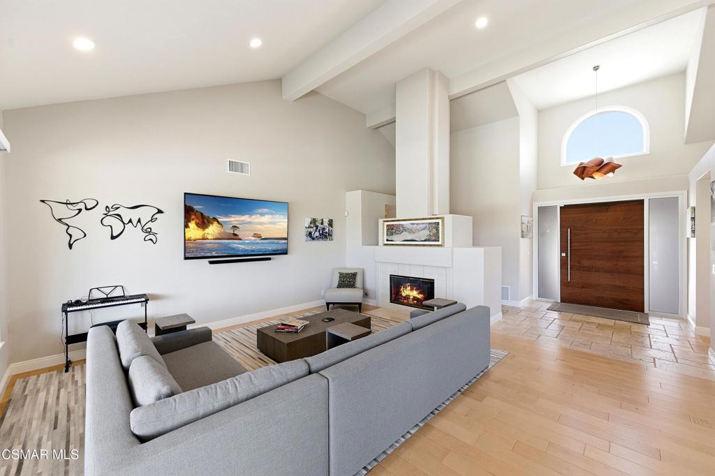 2103 Valleyfield Avenue