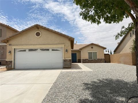 Photo of 13532 Boulder Lane, Victorville, CA 92392 (MLS # WS26154637)