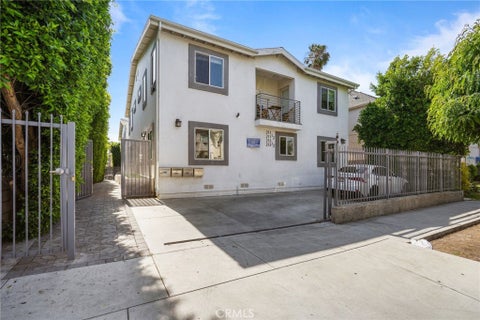 Photo of 211 S Hoover Street, Los Angeles, CA 90004 (MLS # AR26141790)