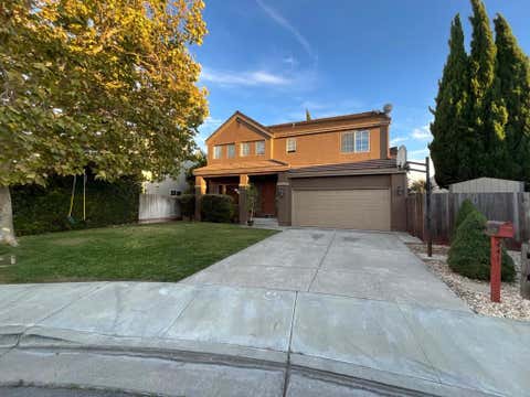 Photo of 441 Verona Place, Hollister, CA 95023 (MLS # ML82058340)