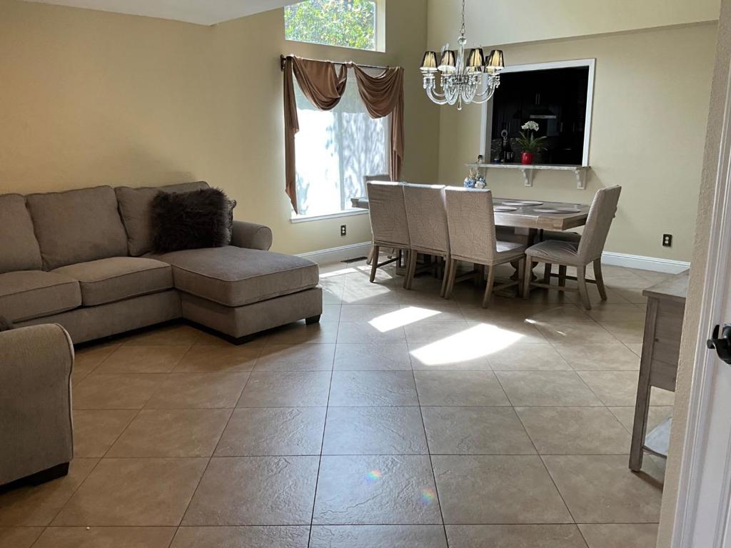 441 Verona Place