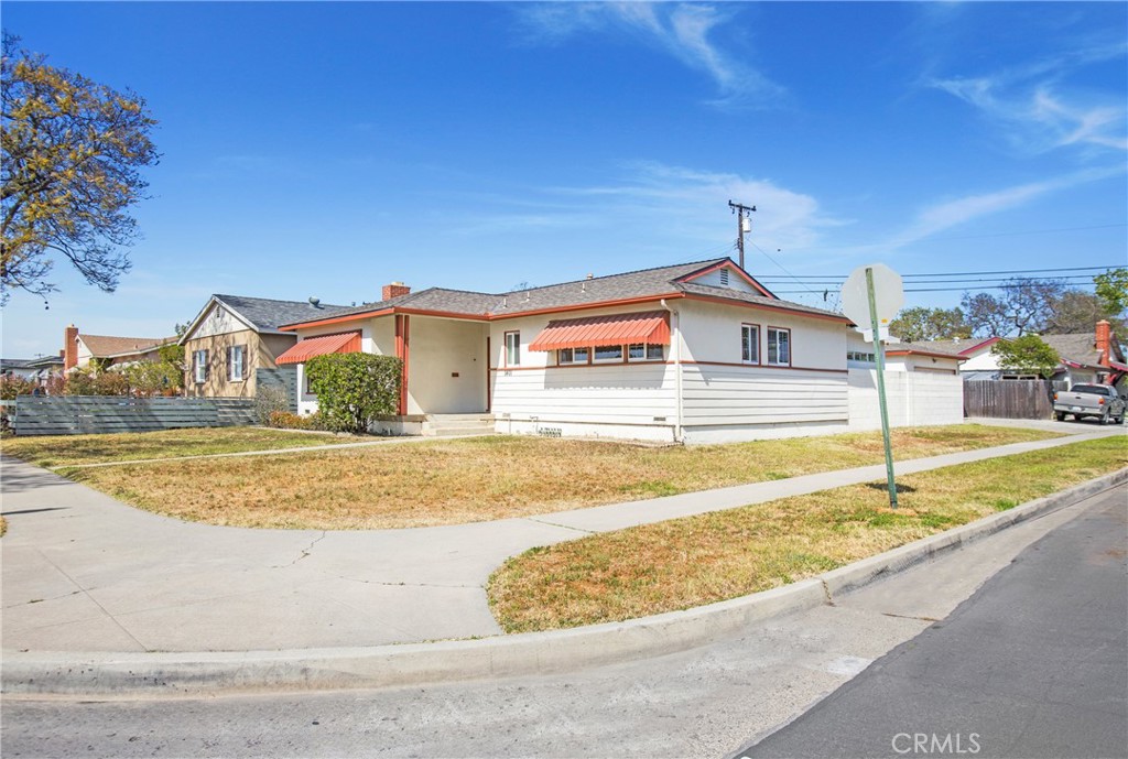 1401 N Linwood Avenue