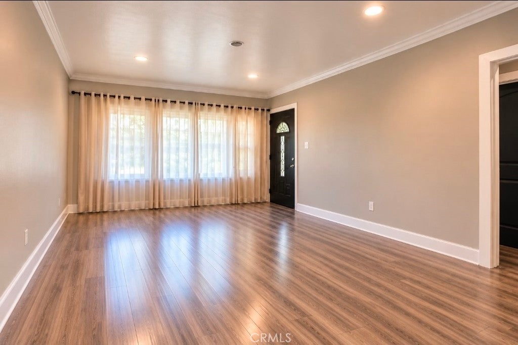 13122 Thistle