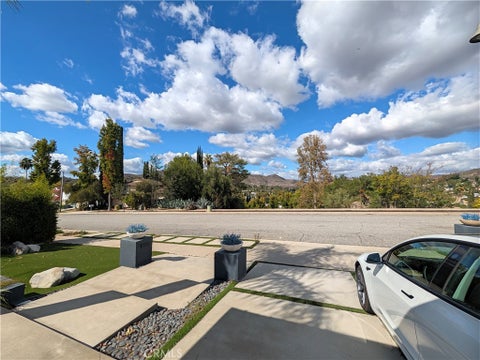 Tiny photo for 30564 Mainmast Drive, Agoura Hills, CA 91301 (MLS # SB26229567)
