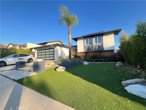 Tiny photo for 30564 Mainmast Drive, Agoura Hills, CA 91301 (MLS # SB26229567)