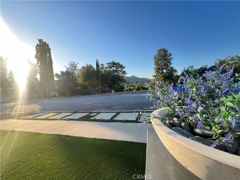 Tiny photo for 30564 Mainmast Drive, Agoura Hills, CA 91301 (MLS # SB26229567)