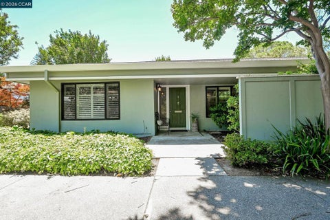 Photo of 1417 Canyonwood Ct Ct #1, Walnut Creek, CA 94595 (MLS # 41142180)