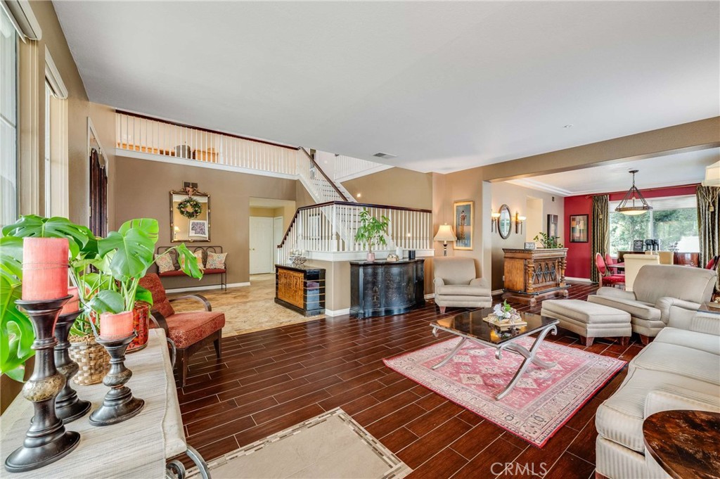 6137 Ridgemont