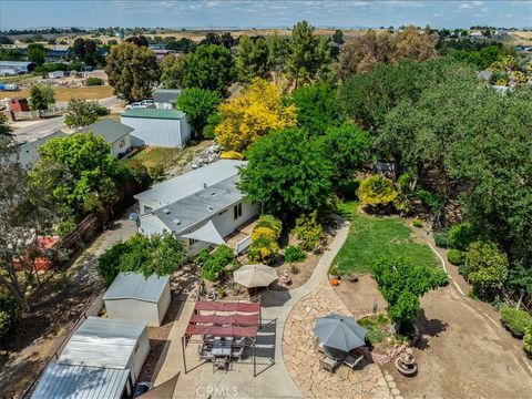 Tiny photo for 7835 Blue Moon Road, Paso Robles, CA 93446 (MLS # NS26076805)