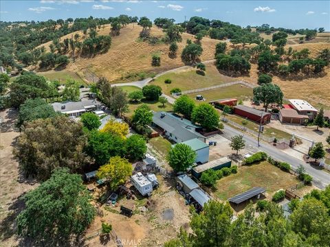 Tiny photo for 7835 Blue Moon Road, Paso Robles, CA 93446 (MLS # NS26076805)