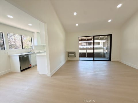 Photo of 256 Streamwood, Irvine, CA 92620 (MLS # TR26155820)
