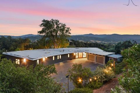 Photo of 20189 Via Santa Teresa, San Jose, CA 95120 (MLS # ML82044585)