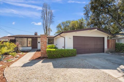 Photo of 832 Pebblelake Court, Sunnyvale, CA 94089 (MLS # ML82039116)