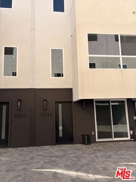 Photo of 11220 W Lyon Lane #11, North Hollywood, CA 91606 (MLS # 26665091)
