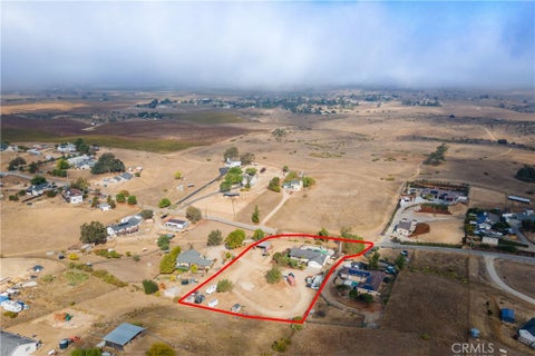 Tiny photo for 5650 Forked Horn PL, Paso Robles, CA 93446 (MLS # NS26224185)
