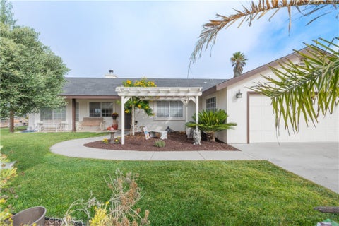 Photo of 5650 Forked Horn PL, Paso Robles, CA 93446 (MLS # NS26224185)