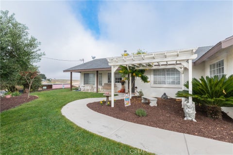 Tiny photo for 5650 Forked Horn PL, Paso Robles, CA 93446 (MLS # NS26224185)