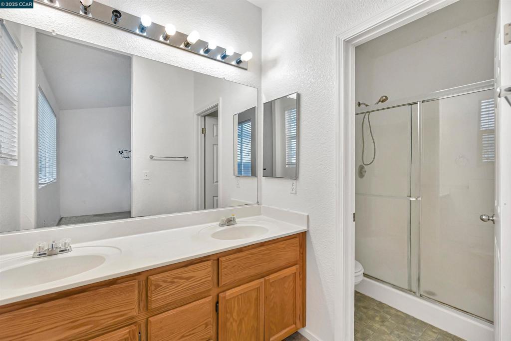 HOMECOMINGS - Residential