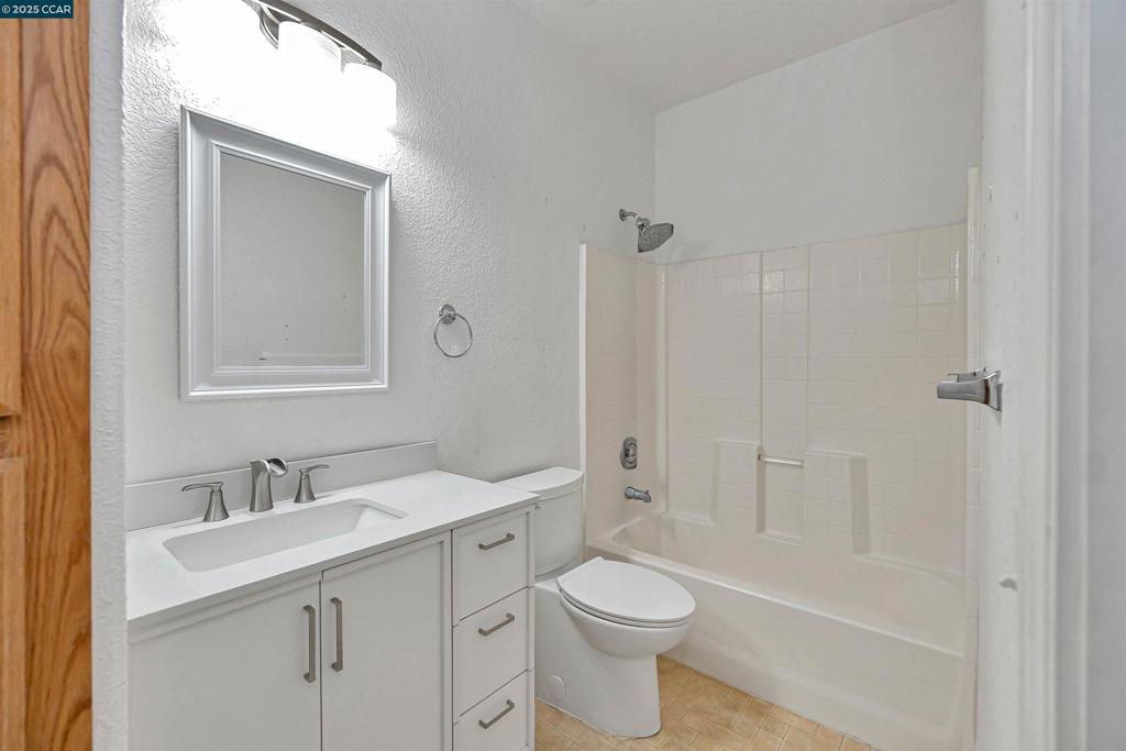 HOMECOMINGS - Residential