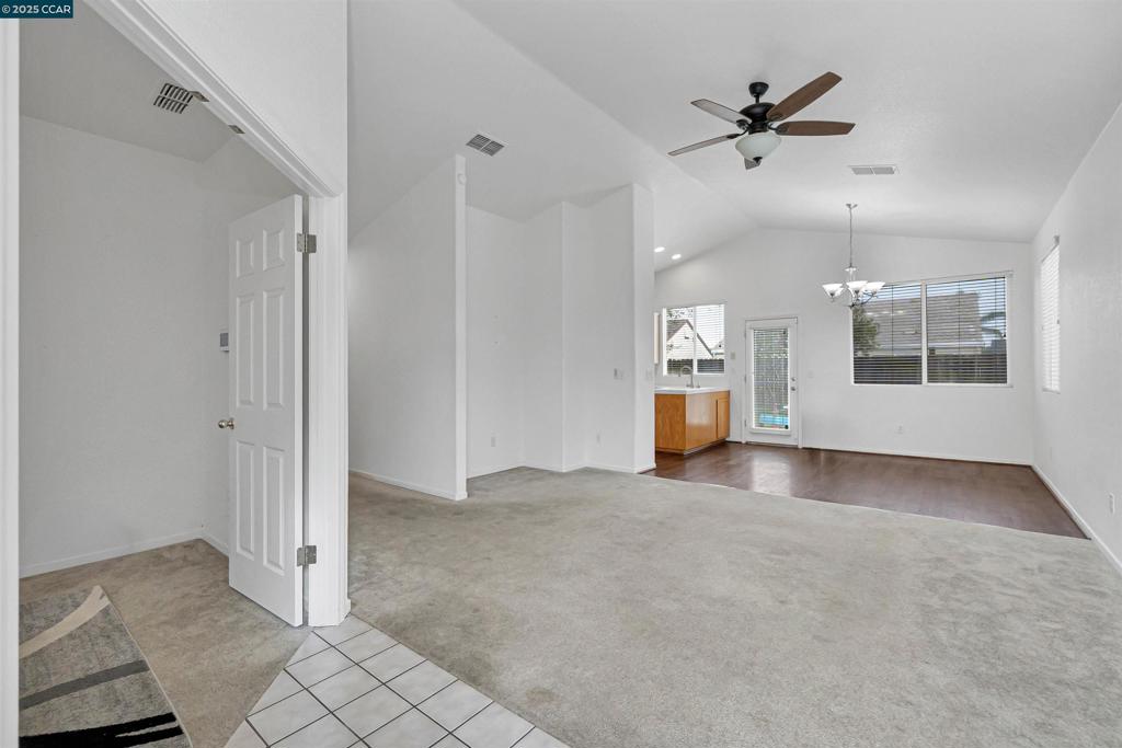 HOMECOMINGS - Residential