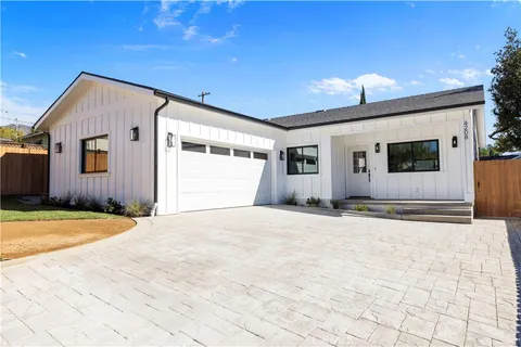 4208 New York Ave, La Crescenta, CA 91214 - MLS#: PF25258035