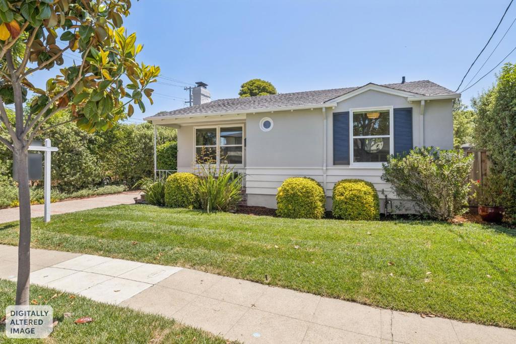 905 Rose Court