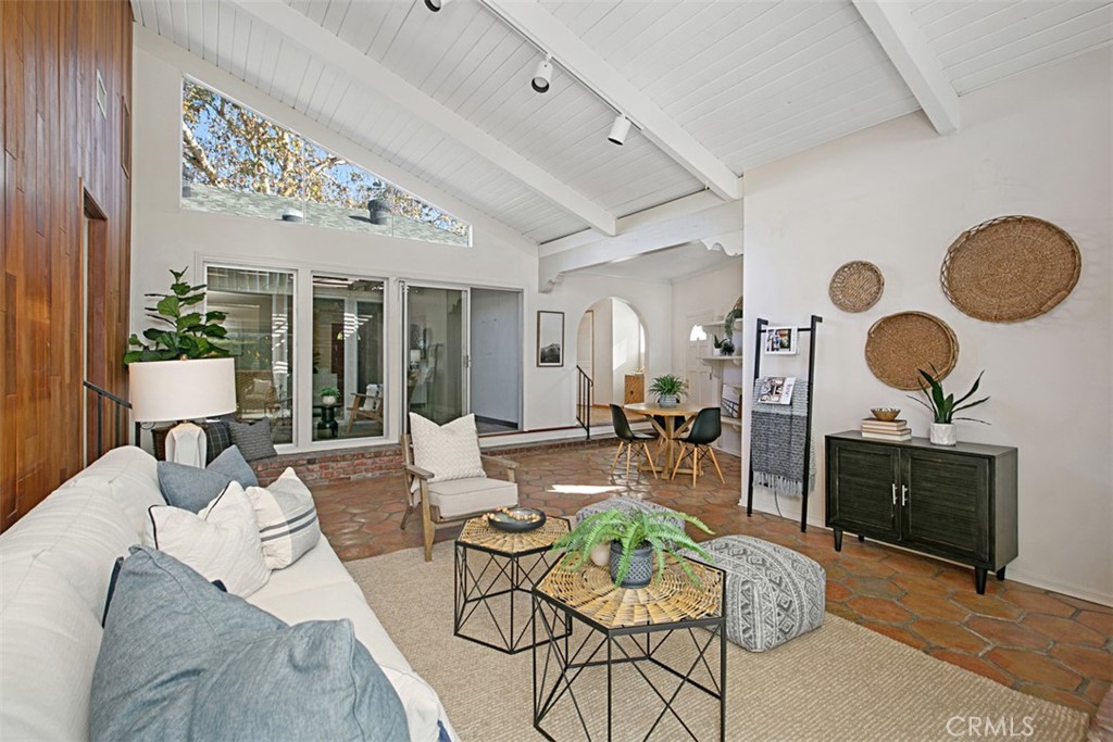 Plaza North of Spring (PZN) - Residential