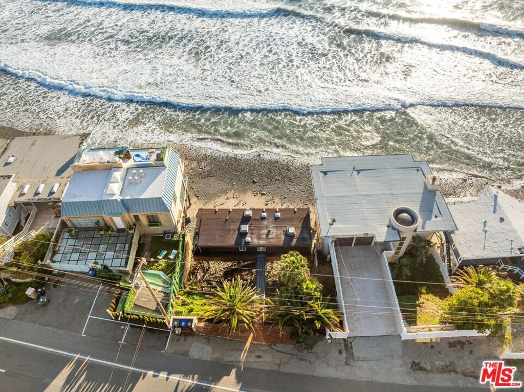 Photo of 43000 Pacific Coast Highway, Malibu, CA 90265 (MLS # 25627621)