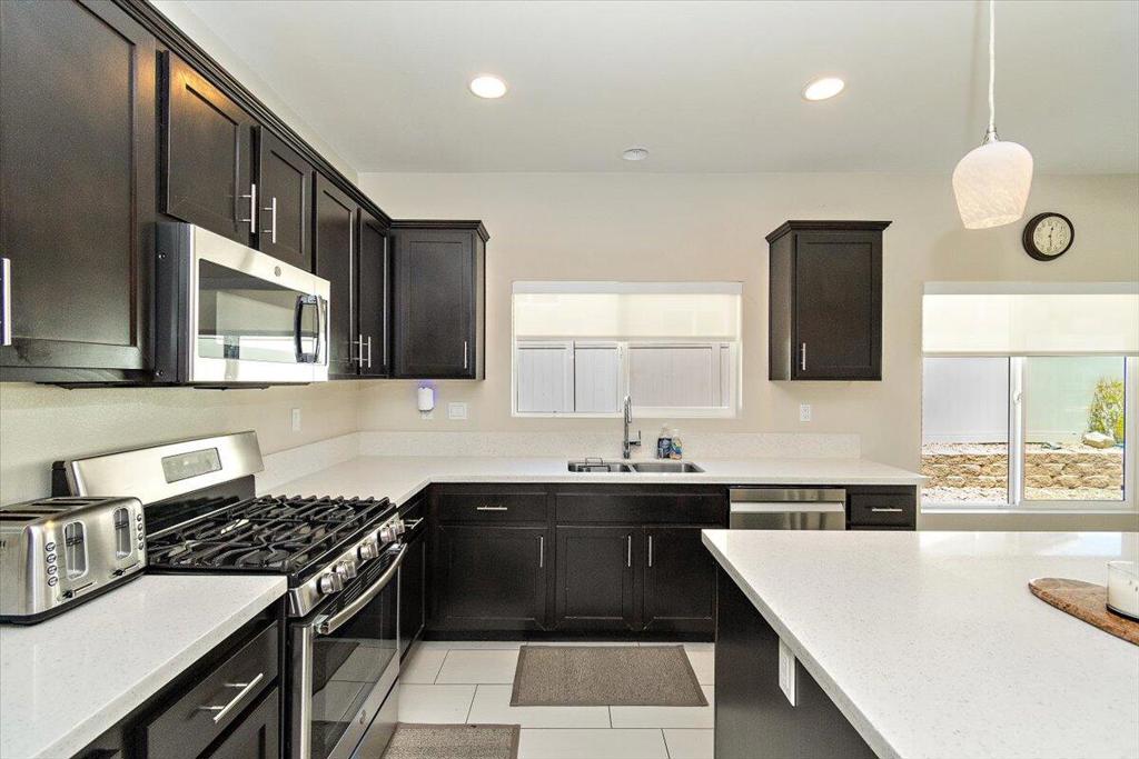 Mountain View Country Estates - Residential Lease